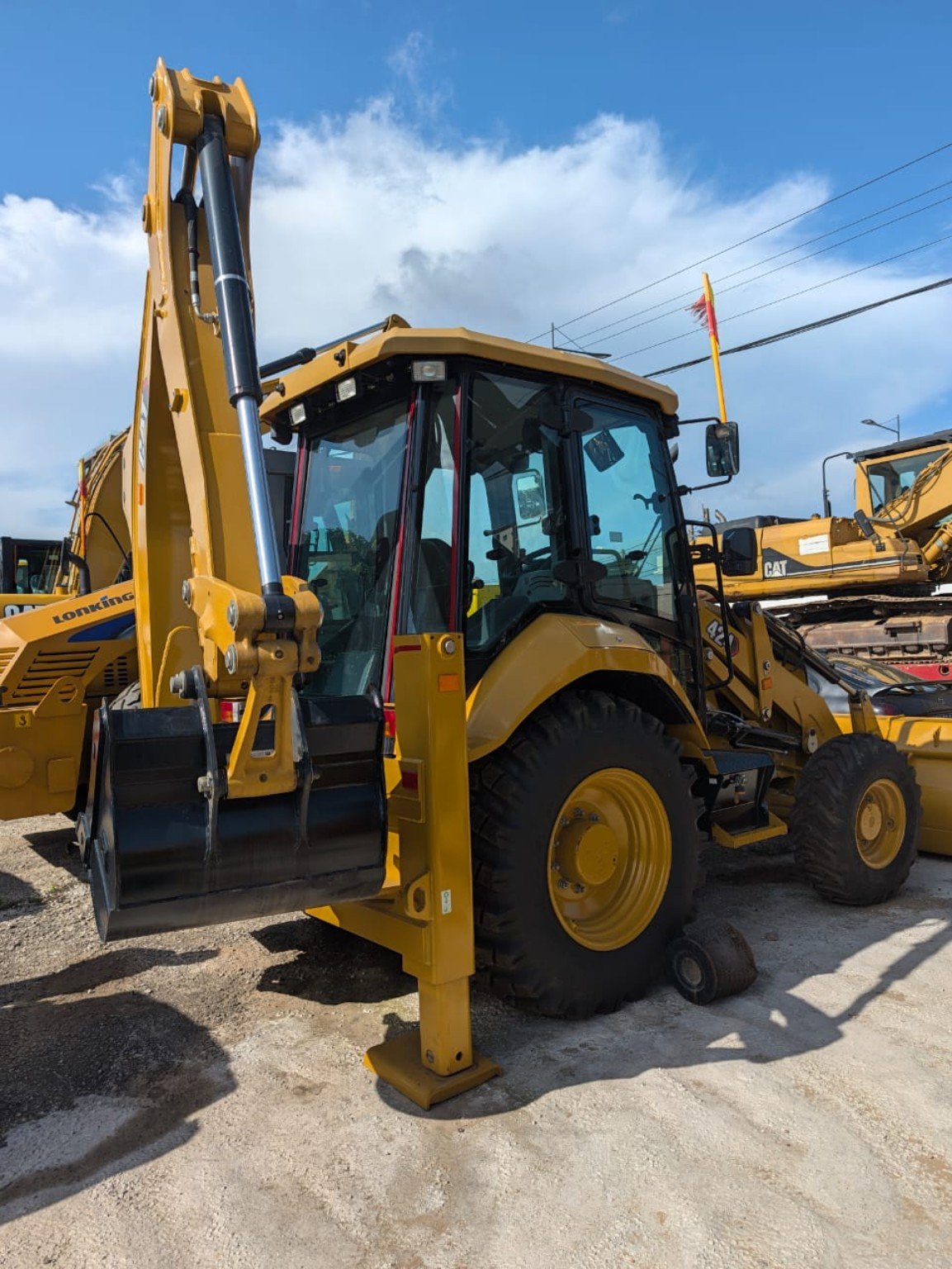 Engin de chantier GROUP ZAKY
